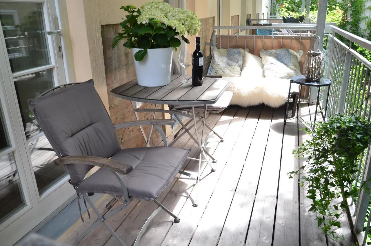 Central Vienna Apartment With Garden View Österreich