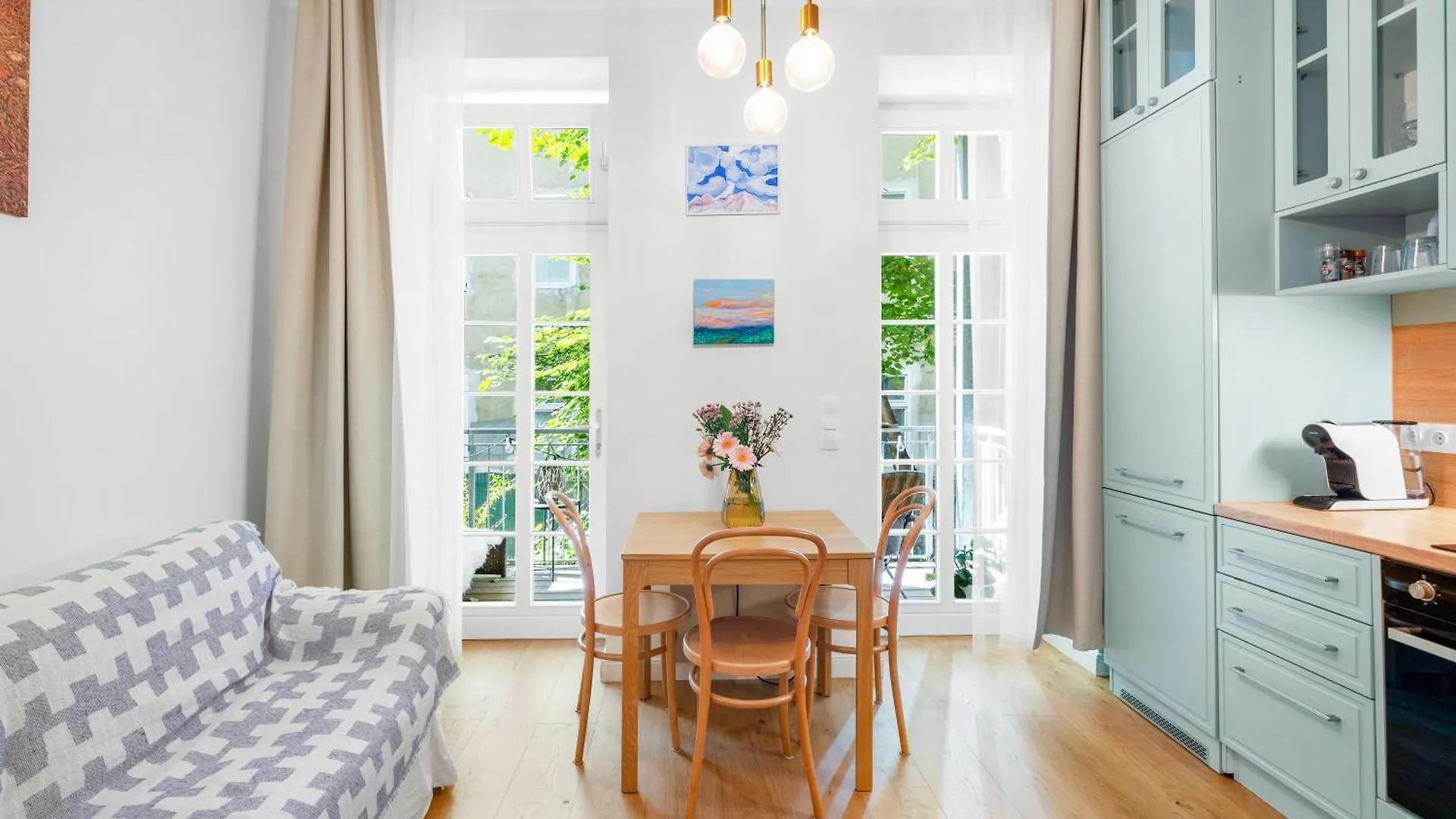 Central Vienna Apartment With Garden View 0*,  Österreich